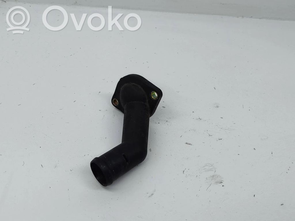 Volkswagen Golf VI Tuyau de liquide de refroidissement moteur 