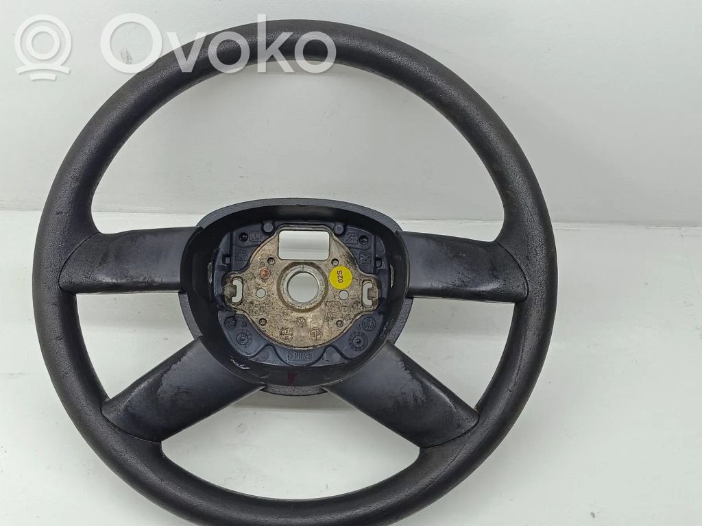 Volkswagen Caddy Lenkrad 