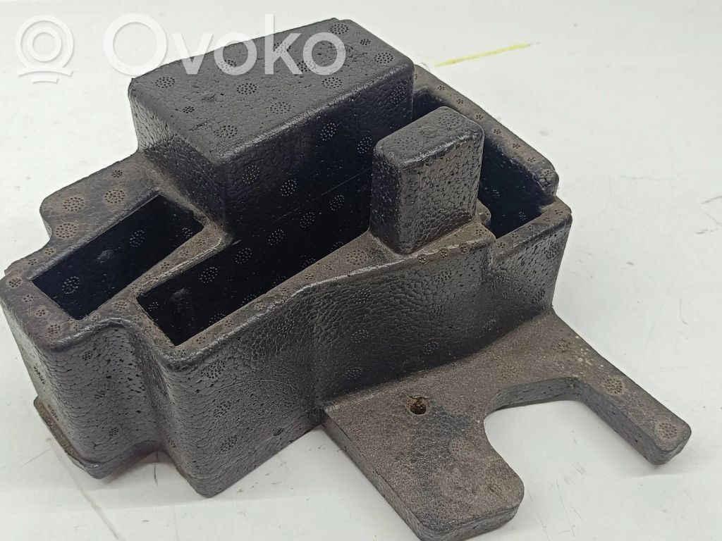 BMW 1 E81 E87 Tool box 