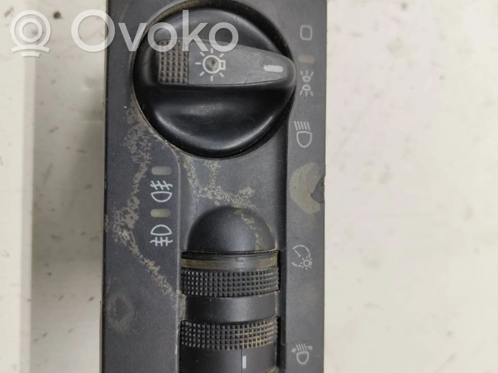 Volkswagen Golf IV Interruptor de luz 