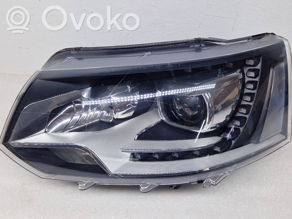 Volkswagen Transporter - Caravelle T5 Headlight/headlamp 
