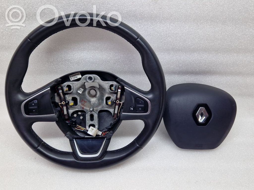 Renault Captur Ohjauspyörä 