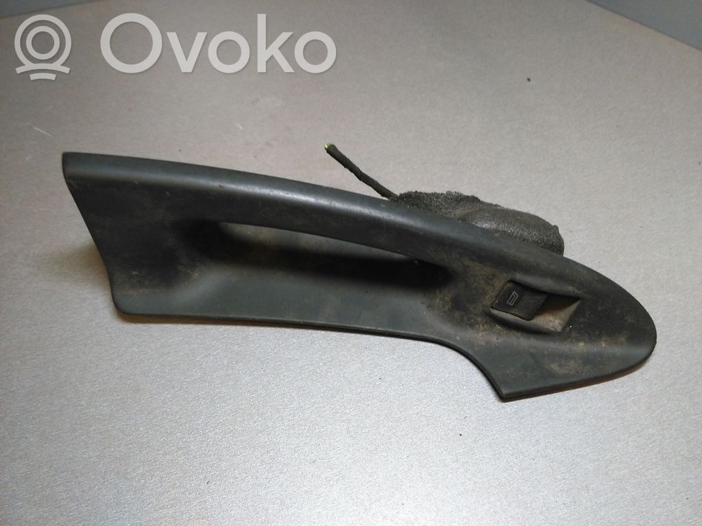 Audi A4 S4 B5 8D Electric window control switch 