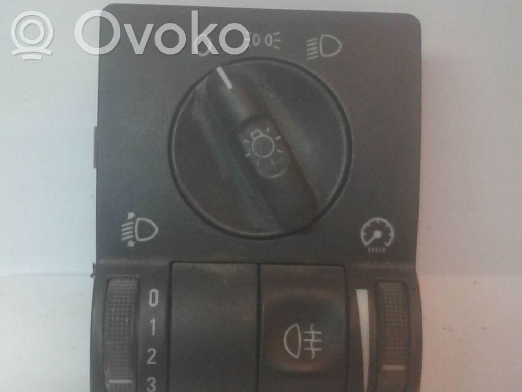 Light switch   9116613,9116613PC