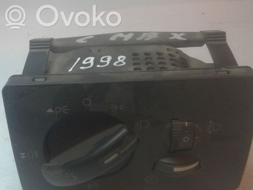 Light switch   3M5T13A02