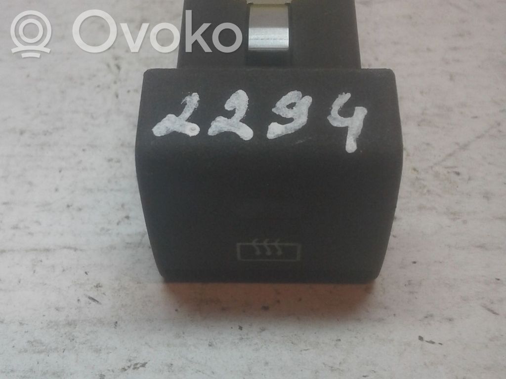 Opel Vectra B Windscreen/window heater switch 
