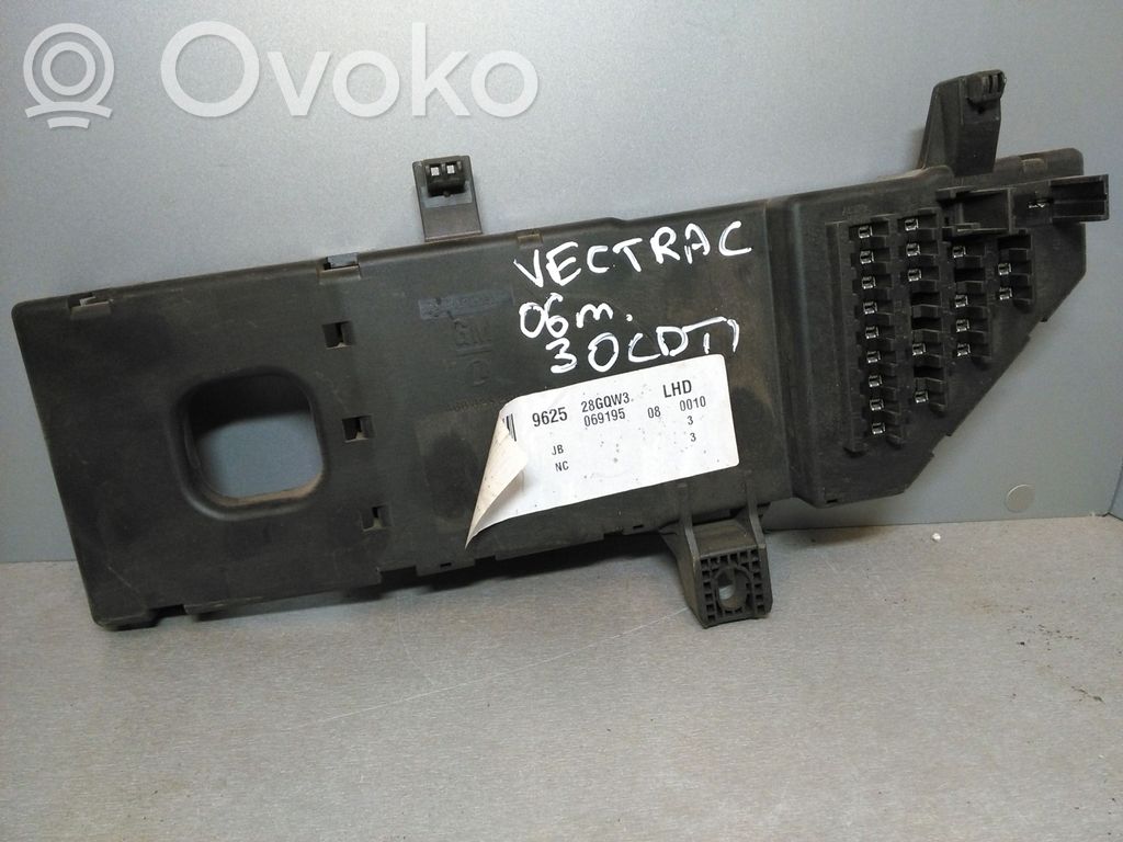 Opel Vectra C Módulo de fusible 