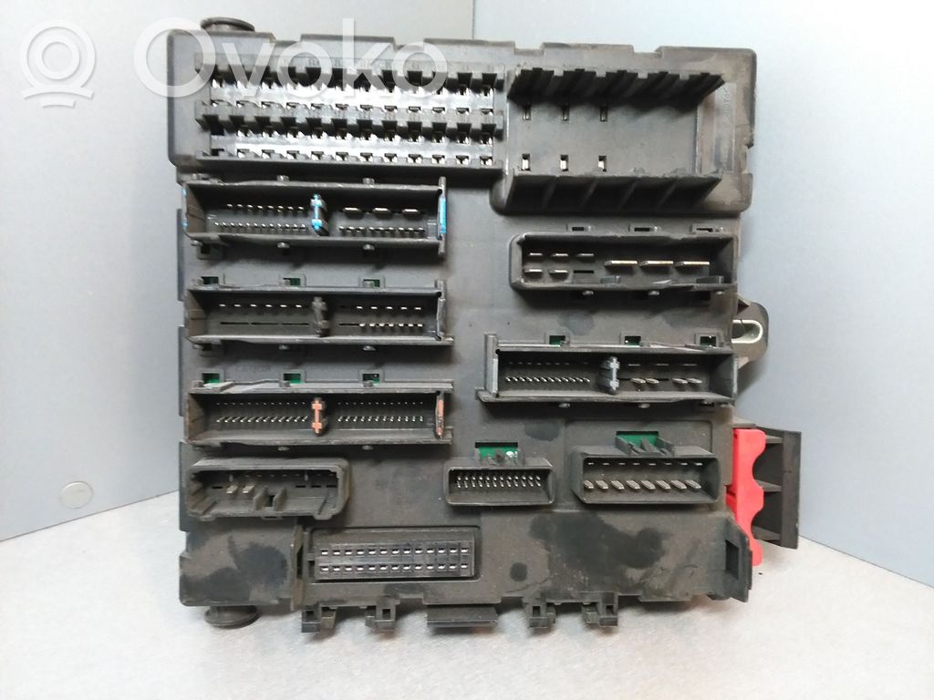 Opel Vectra C Fuse module 