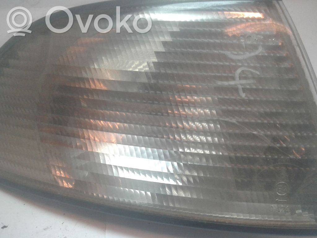 Audi A4 S4 B5 8D Front indicator light 