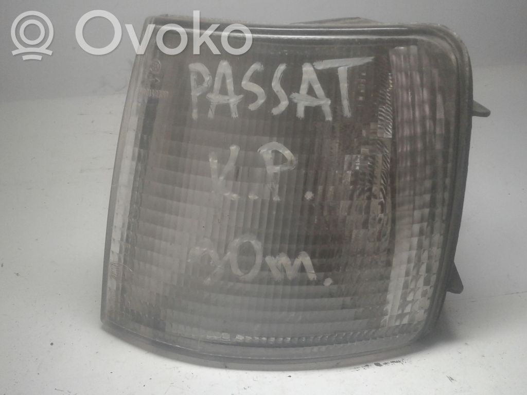 Volkswagen PASSAT B4 Piloto intermitente delantero 