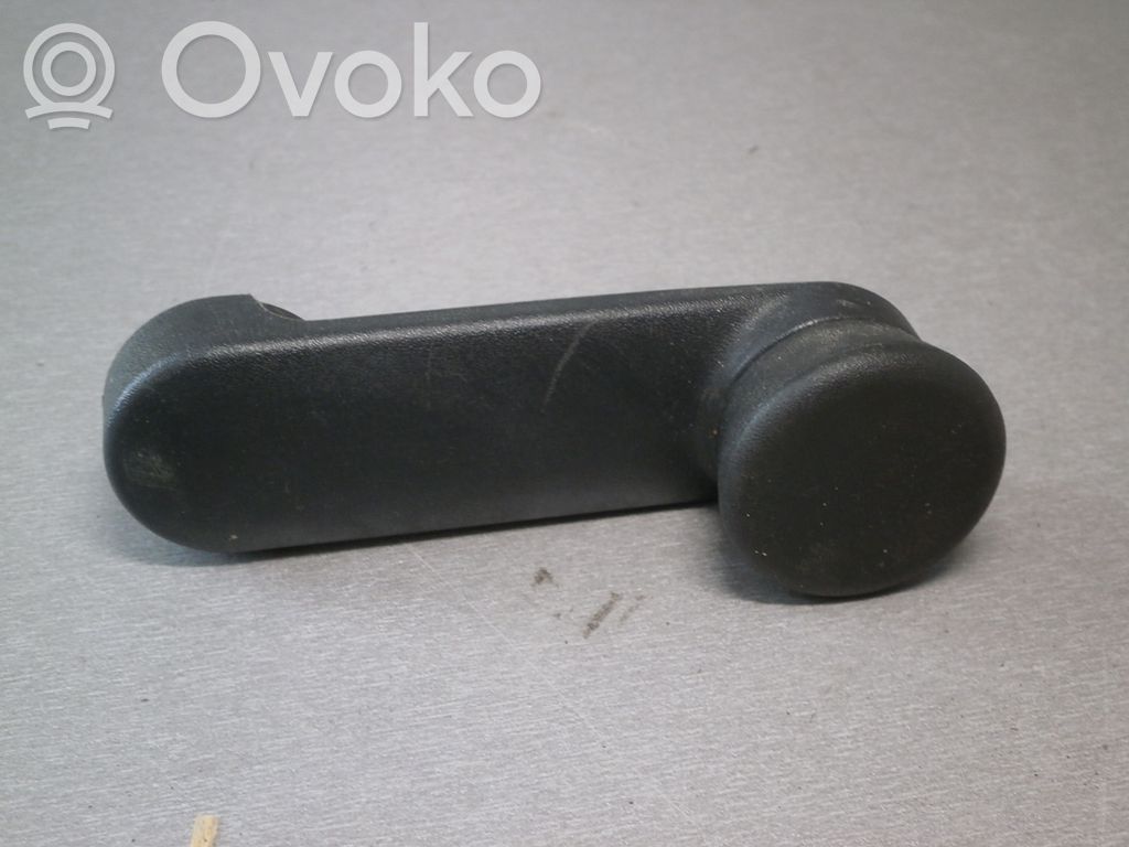 Opel Astra H Takaoven ikkunan kampi 