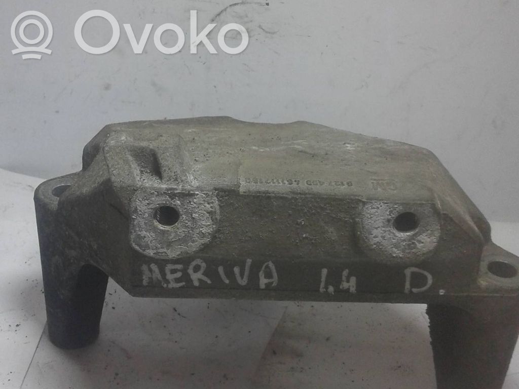 Opel Meriva A Engine mounting bracket 