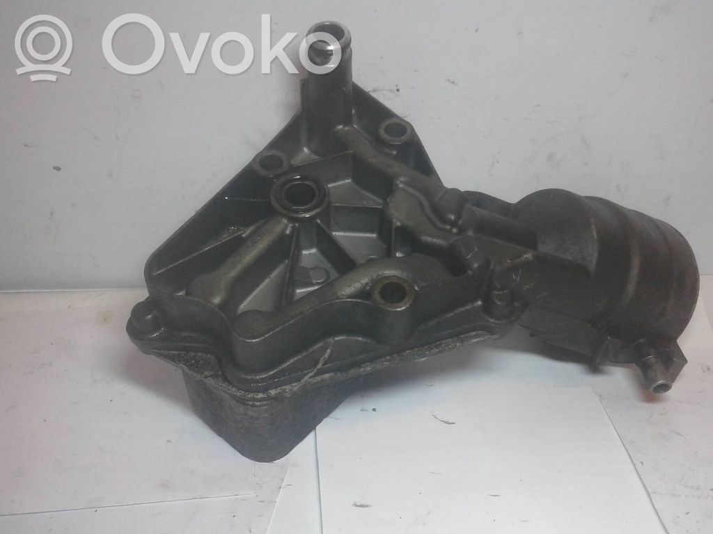 Opel Vectra C Öljynsuodattimen kannake 