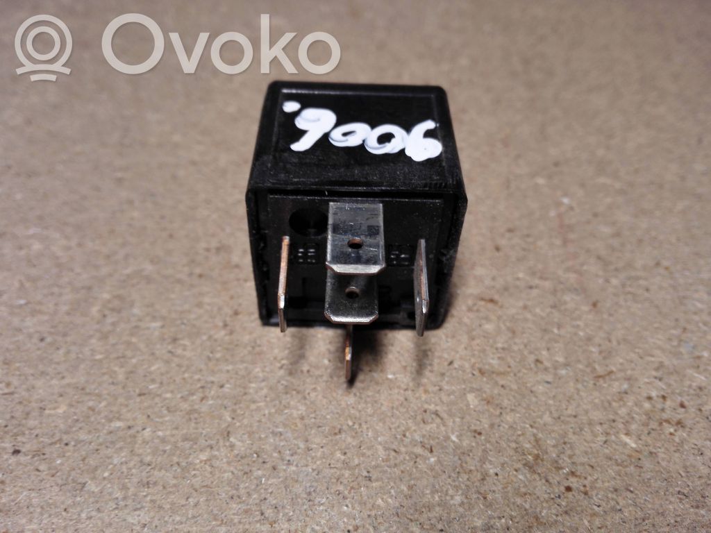 Volvo V70 Muu rele 
