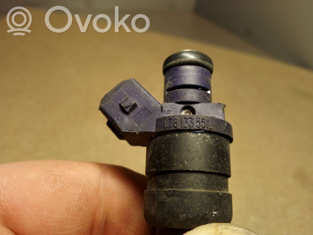 Audi A6 S6 C5 4B Inyector de combustible 