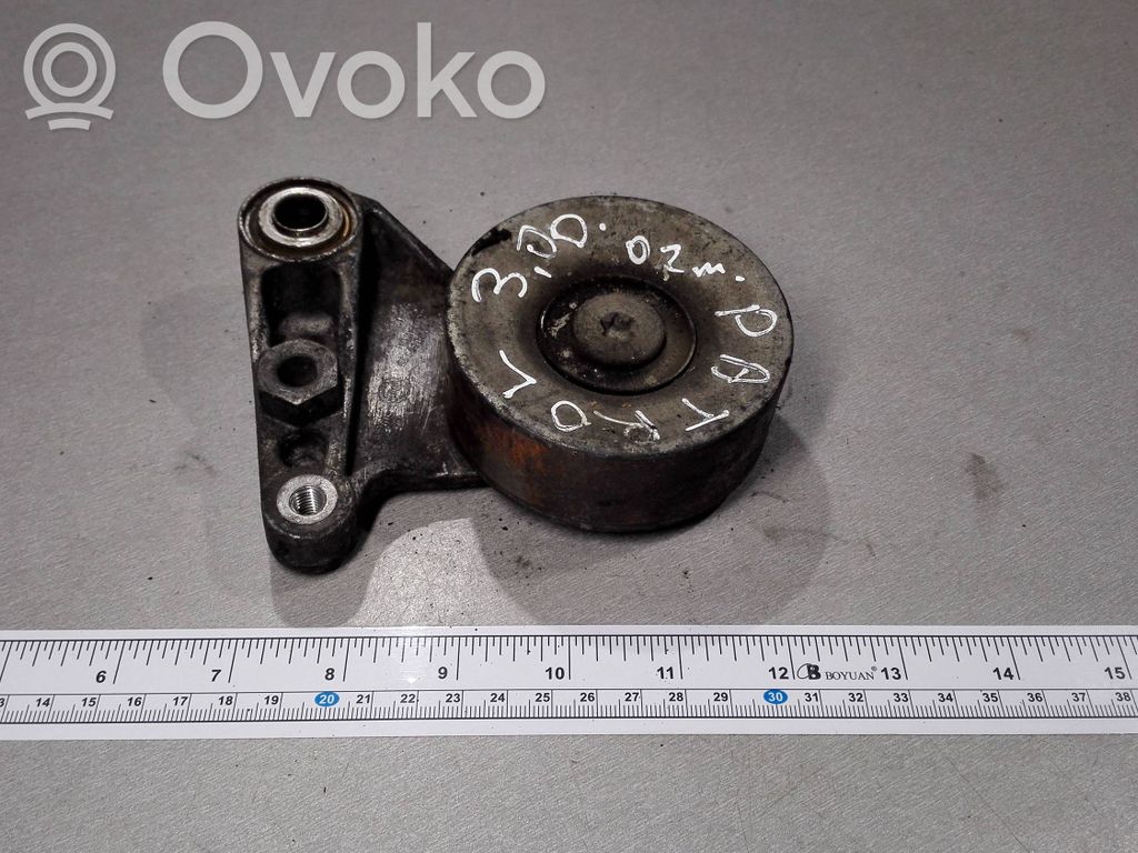 Nissan Patrol Y61 Koło pasowe napinacza paska alternatora 