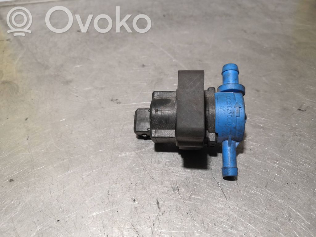 Mercedes-Benz C W203 Turbolader Druckwandler Magnetventil 