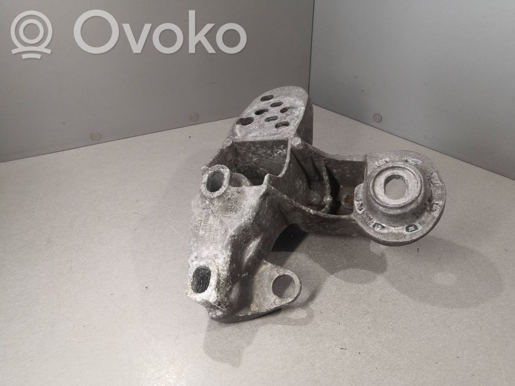 Skoda Superb B5 (3U) Engine mounting bracket 