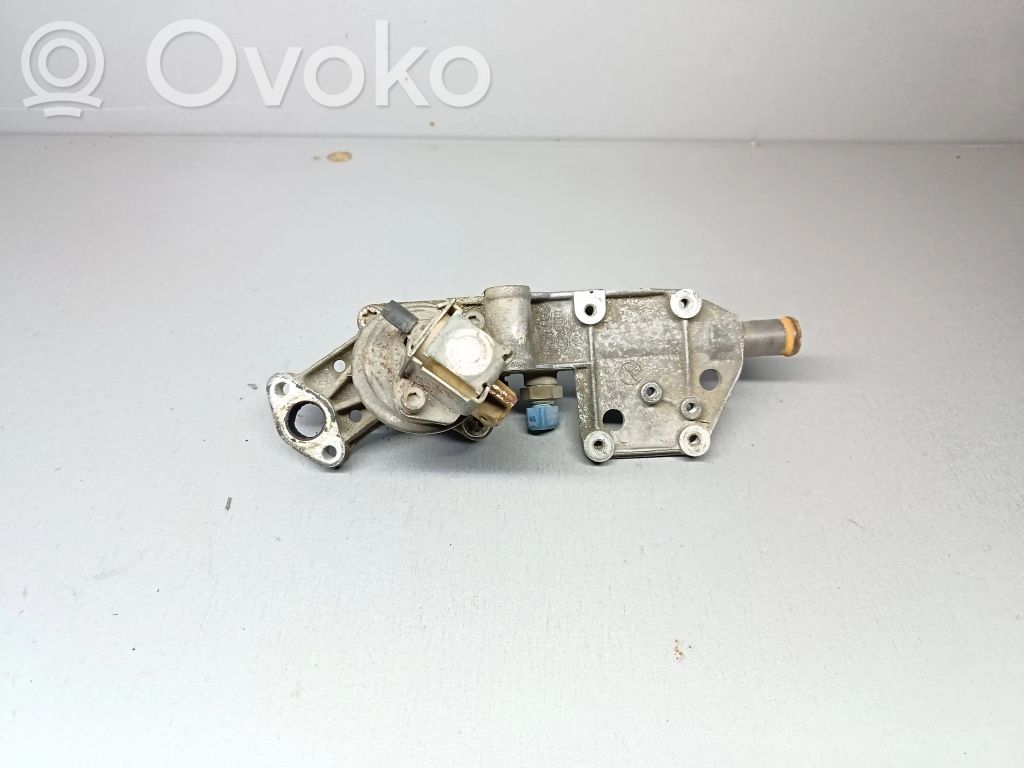 Opel Vectra B Carcasa del termostato 