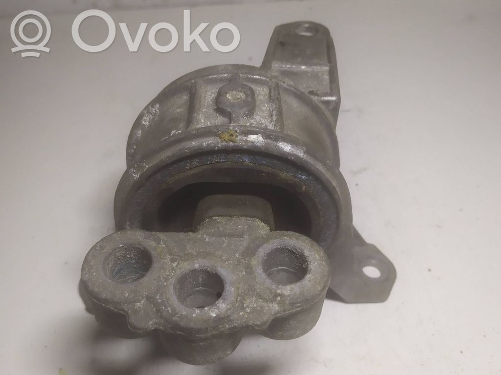 Opel Zafira A Engine mount bracket 