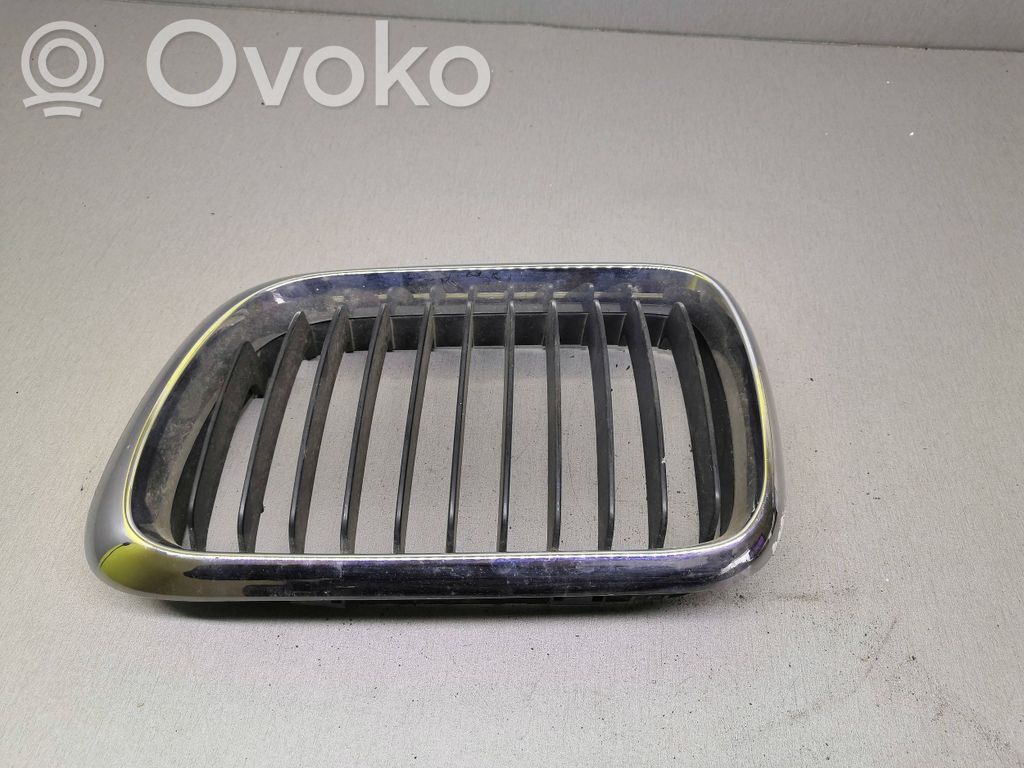 BMW 3 E36 Kühlergrill 