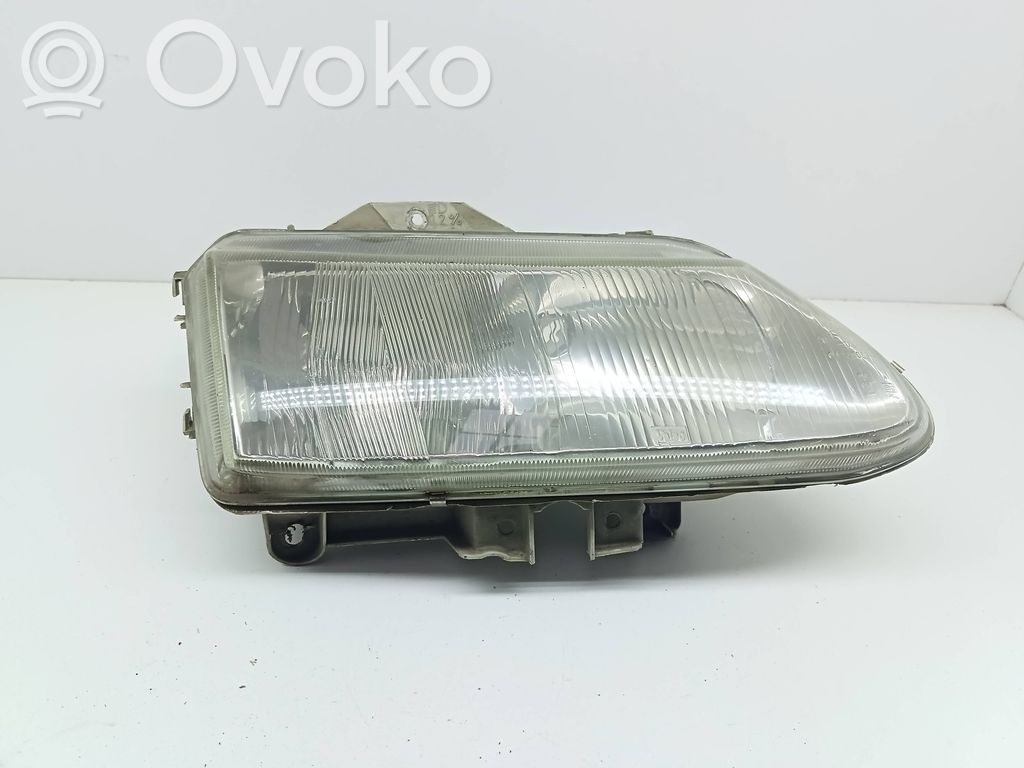 Renault Espace II Lampa przednia 