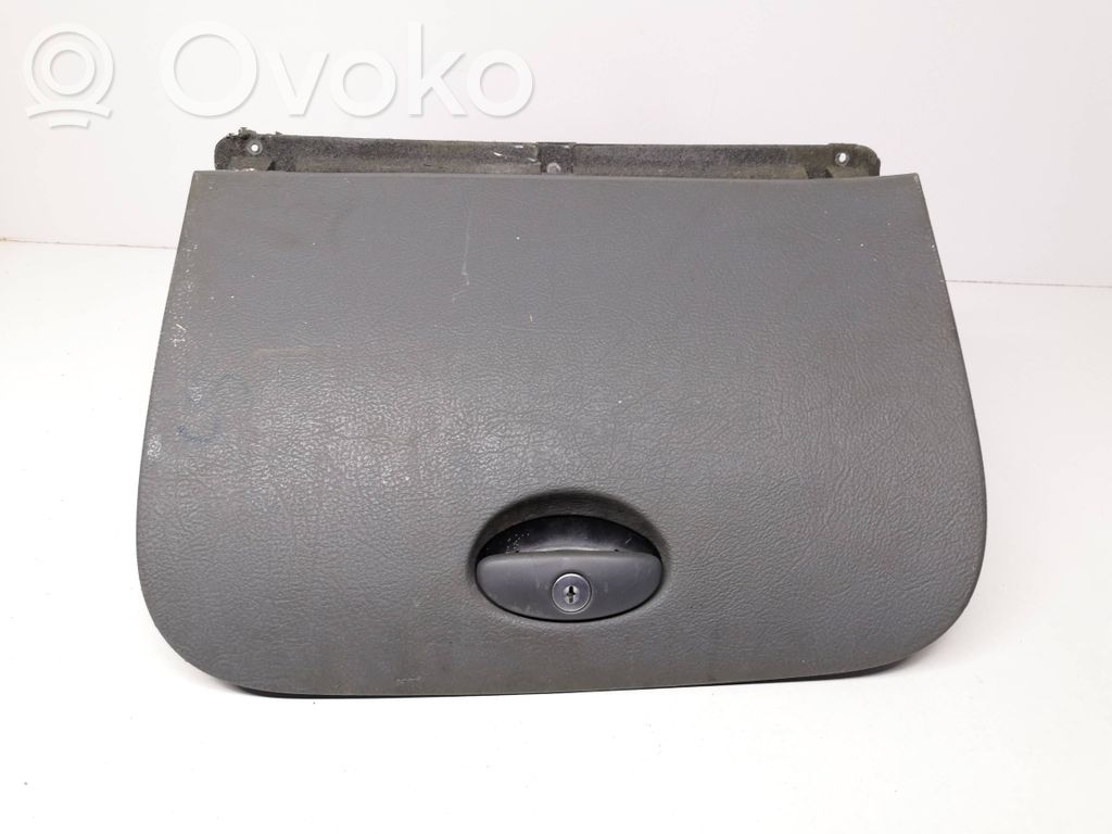 Citroen C5 Hansikaslokero 