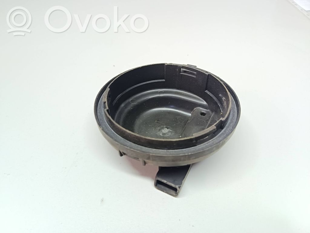 Audi 100 S4 C4 Osłona żarówki lampy przedniej 