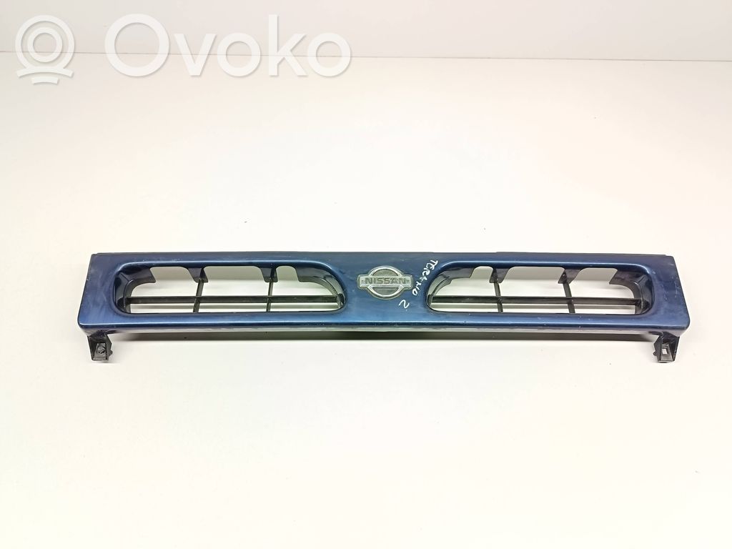 Nissan Terrano Rejilla delantera 