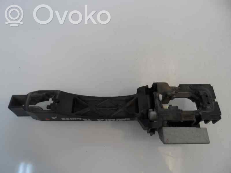 Nissan Qashqai Poignée intérieure de porte arrière