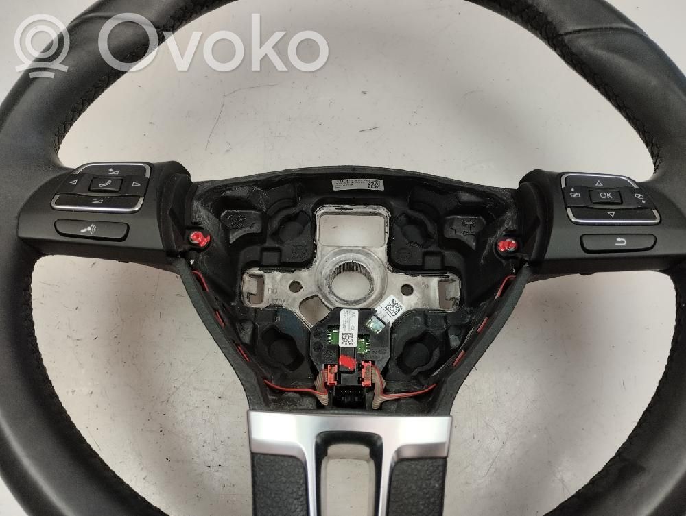 Volkswagen Tiguan Ohjauspyörä 