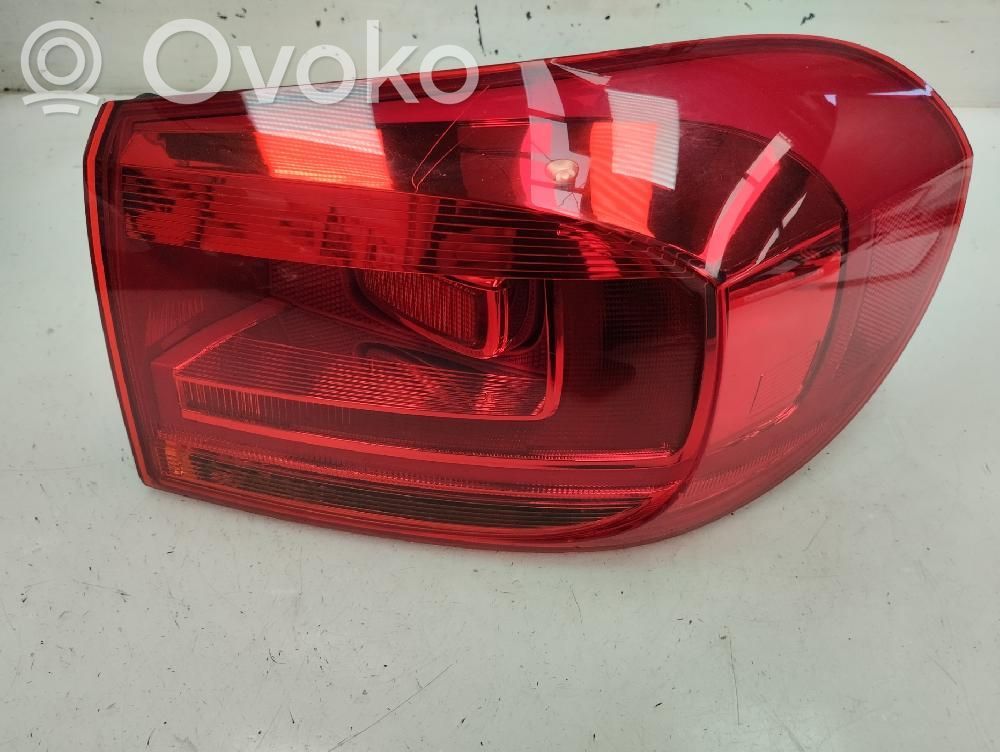 Volkswagen Tiguan Lampă spate în caroserie 