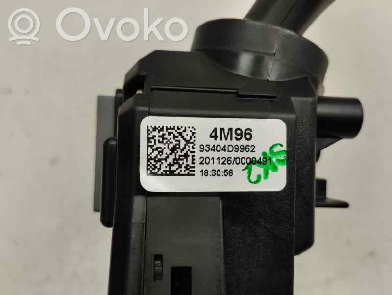Przyciski multifunkcyjne   93404D9962