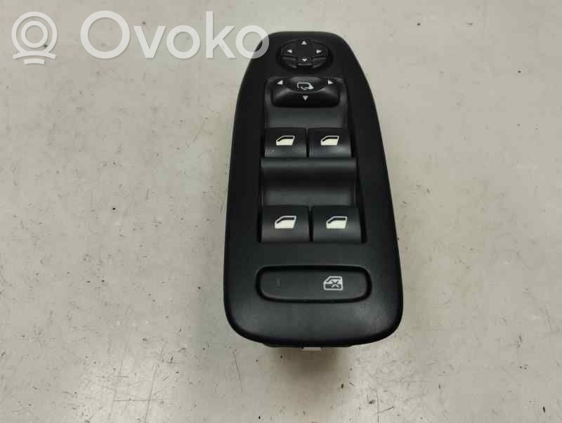 Peugeot 2008 I Interruttore di controllo dell’alzacristalli elettrico 