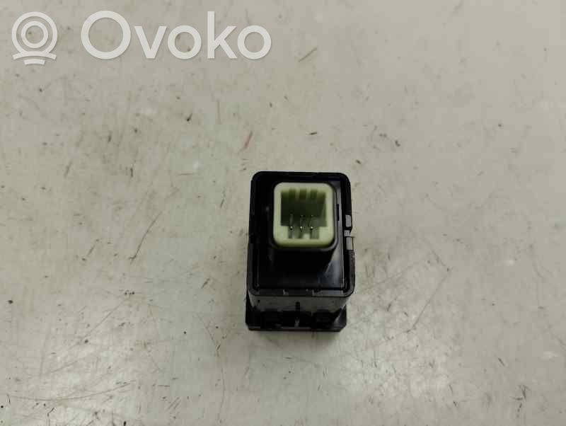 Botón interruptor de luz de peligro   93790G500