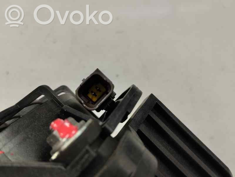 Renault Twingo III Ventilator electric răcire radiator 
