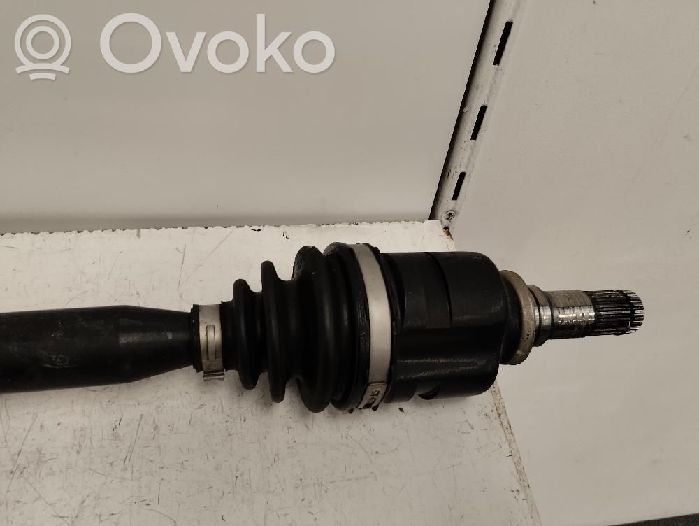 Toyota Verso Arbre d'entraînement avant