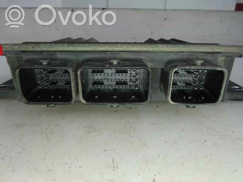 Motorsteuergerät/-modul   8200398934