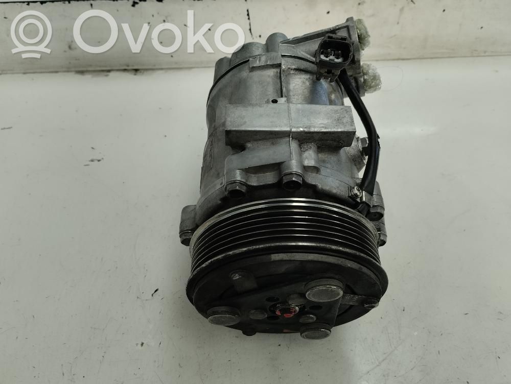 Ilmastointilaitteen kompressorin pumppu (A/C)   SD6V121921F