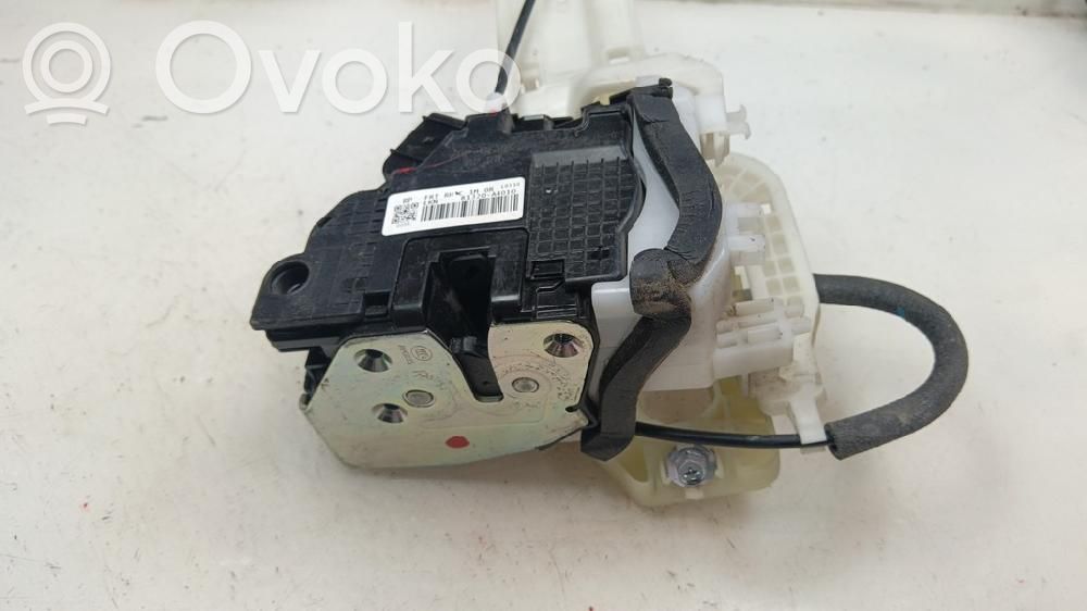 KIA Carens III Încuietoare ușă față 