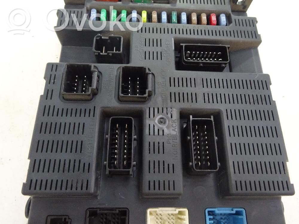 Modul siguranțe   9663798480