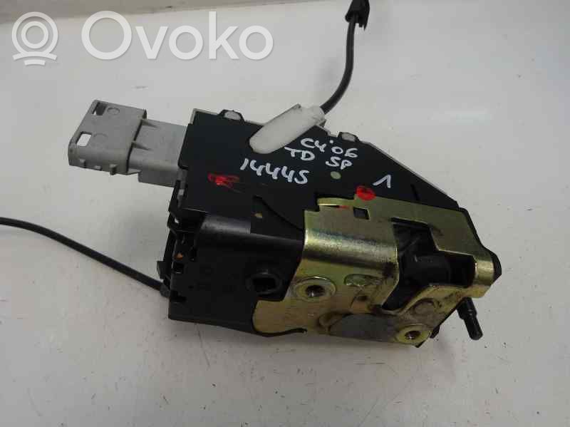 Citroen C4 I Takaoven lukko 