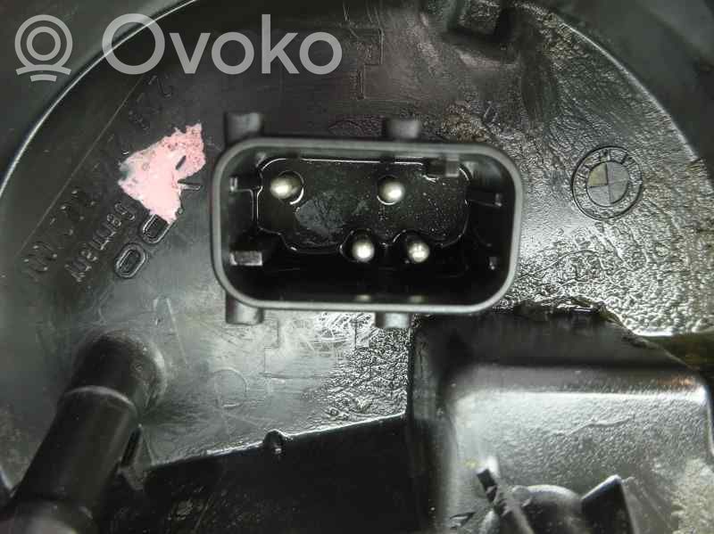 Bomba interna de combustible   228214002001