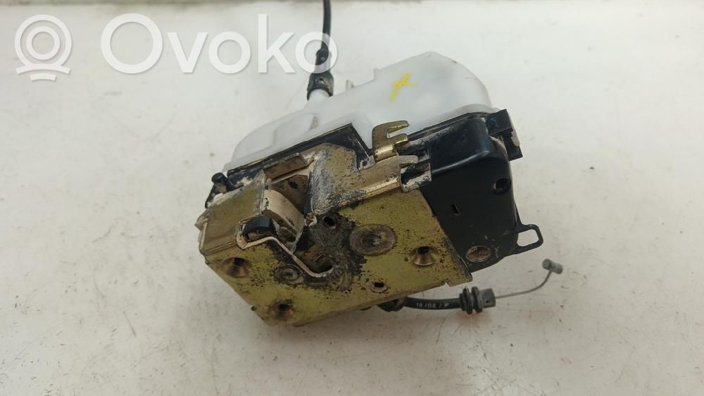 Citroen C3 Zamek drzwi tylnych 
