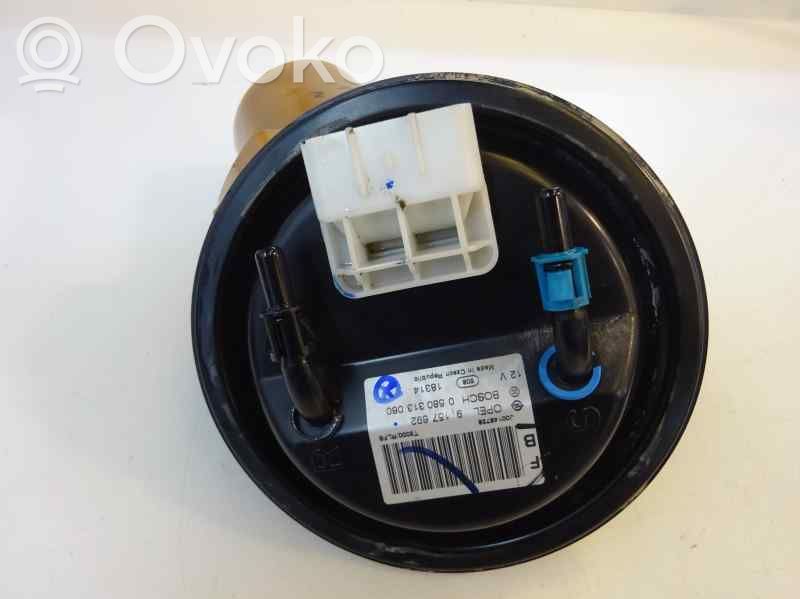 Bomba interna de combustible   9157692