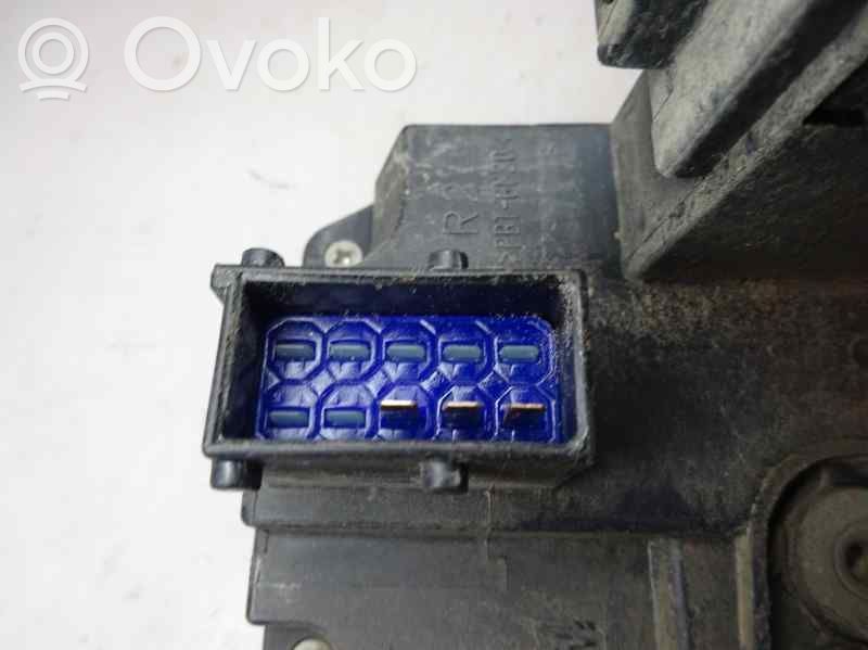 Serrure de porte avant   13154792