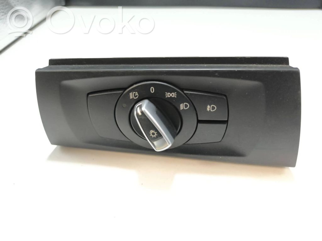 Light switch   9169398,33600511,30110111161537