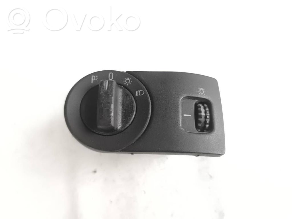 Alfa Romeo 166 Light switch 