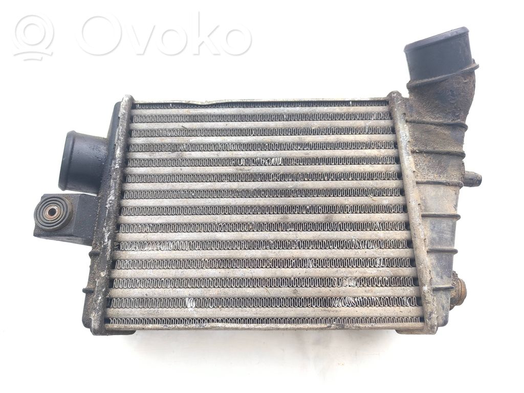 Alfa Romeo 156 Interkūlerio radiatorius 