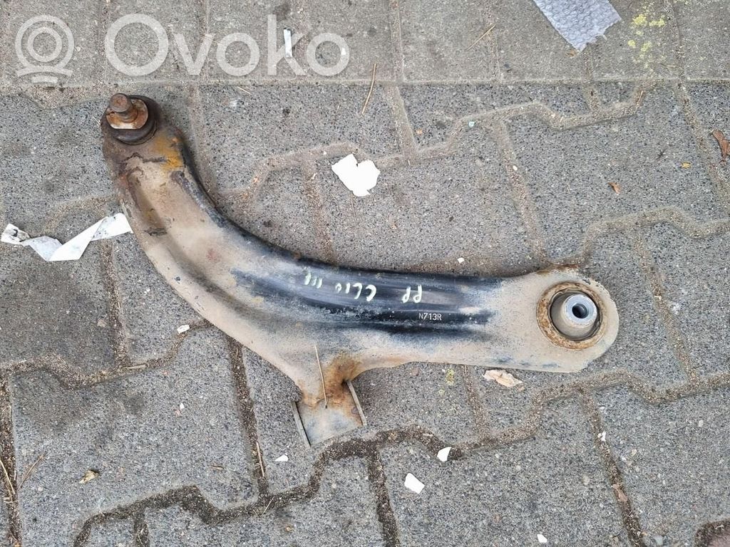 Renault Clio III Triangle bras de suspension inférieur avant 